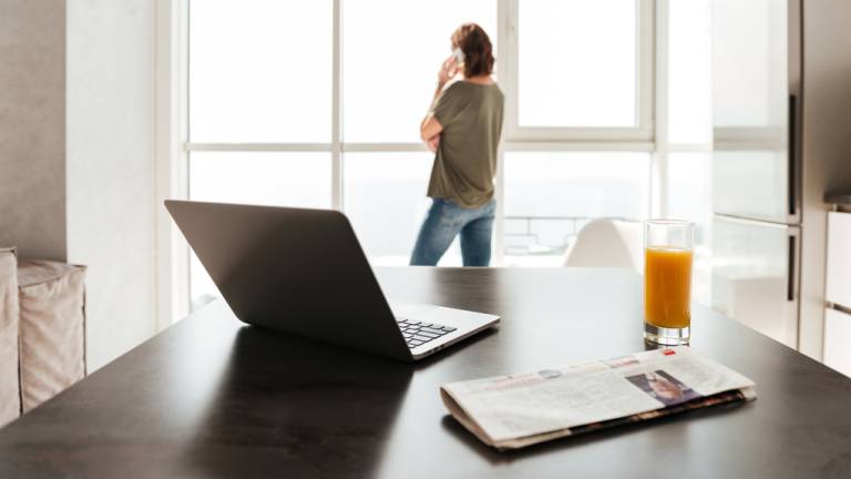 How to Move a Home Office Without Losing a Workday